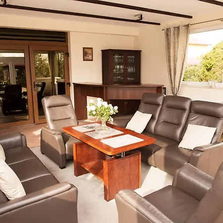 Artemis Bed & Breakfast 3*