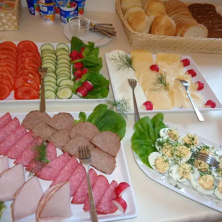 Artemis Bed & Breakfast 3*